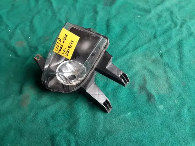 farol de milha celta le 2009/13 original usado