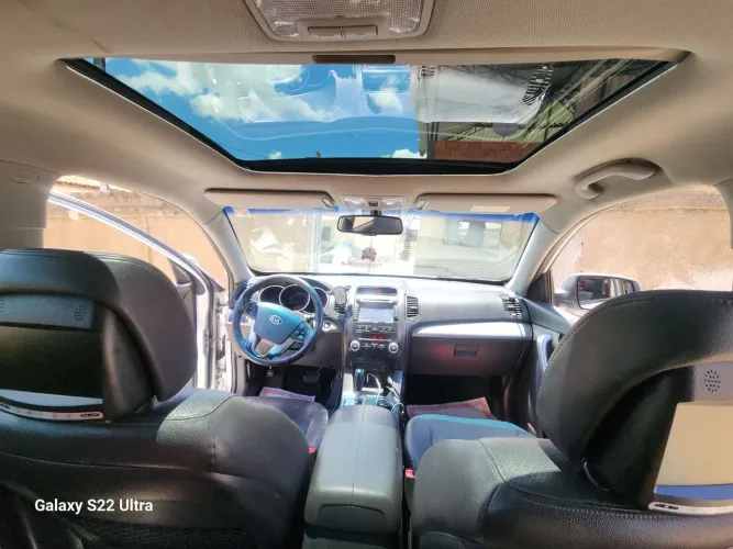 Kia Motors Sorento 3.5 V6 24V 278cv 4X4 Aut. 2012