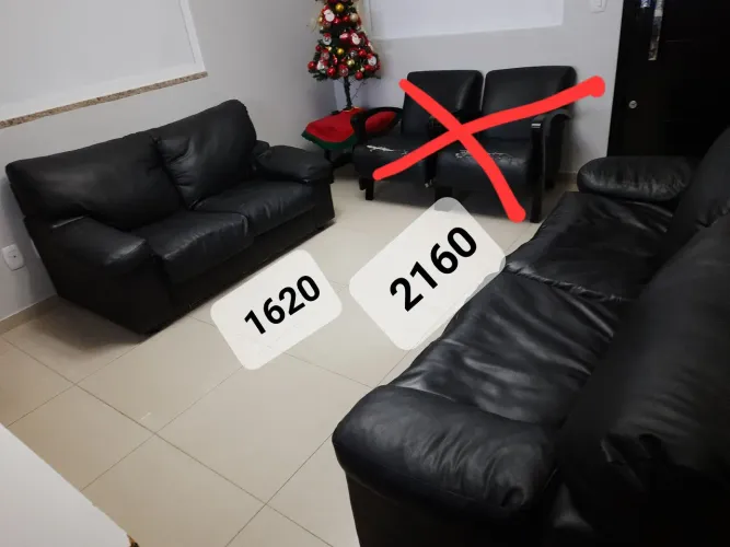Sofá de Couro 2 e 3 Lugares Super Confortável