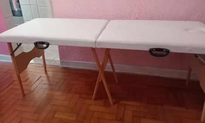 Mesa de massagem dobrável