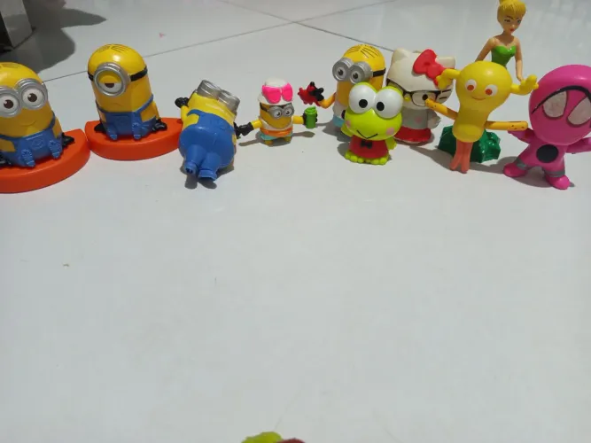Brinquedos MC Donald's,com 10 brinquedos.Vendo varejo e atacado.