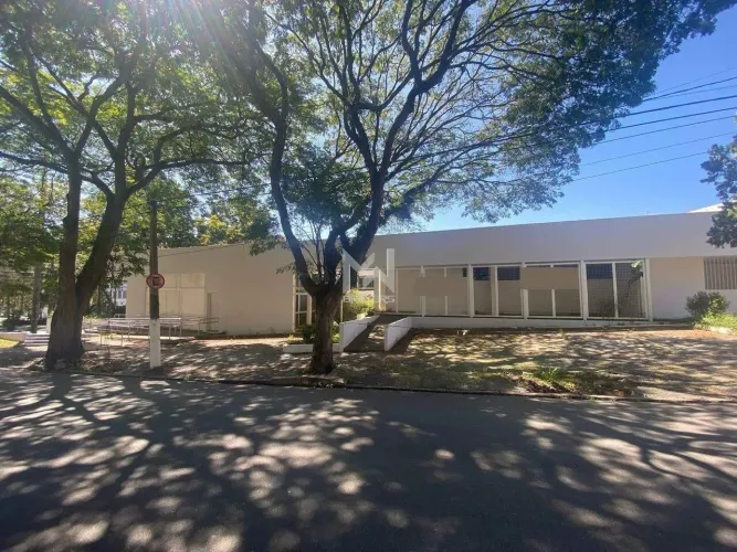 Salão comercial à venda no centro de Valinhos - SP