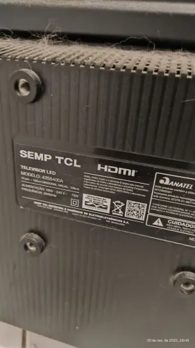 TV TCL Retirar Peças