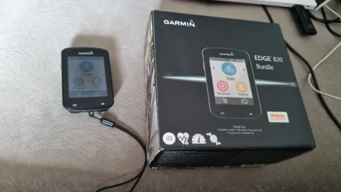 Garmin Edge 820 GPS com Mapas em Excelente Estado