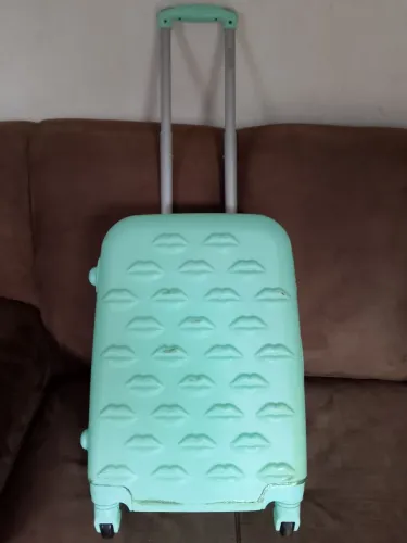 Vendo mala de viagem 10 kg 