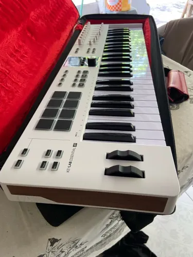 Teclado controlador Arturia Keylab 49