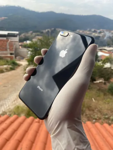 iPhone 8 Plus