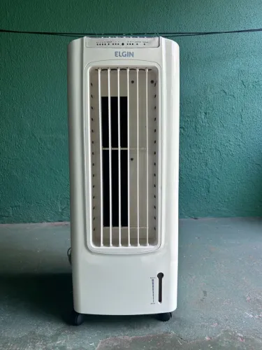 Vendo Climatizador Elgin em Bom estado de conservação