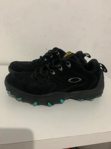Oakley Teeth Noise