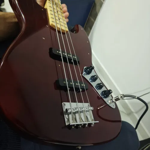 Baixo jazz bass 4 cordas