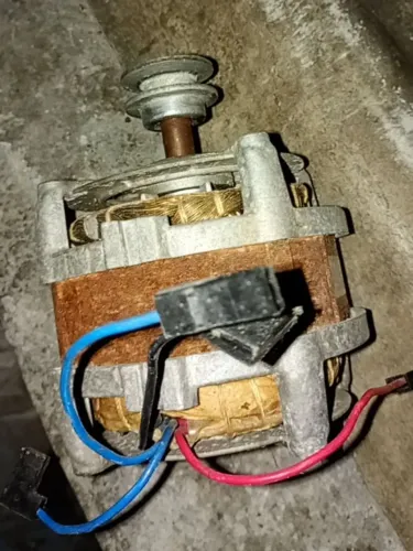 Vendo motor tanque lavadora WEG-otimo estado
