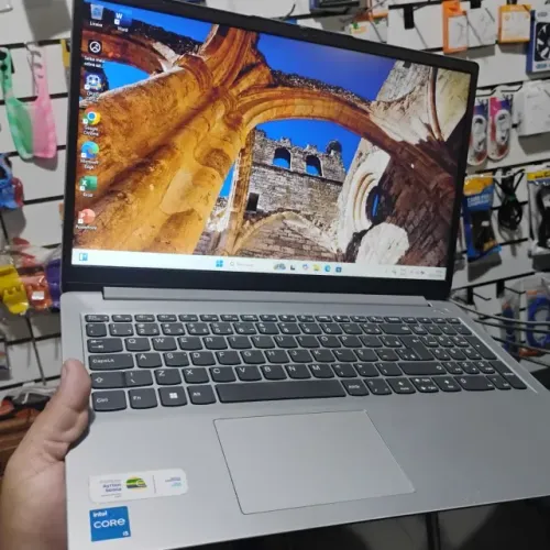 Notebook lenovo i5 12th com 500 gb nvme (rapido)