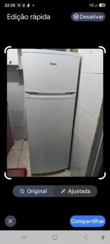 Geladeira seminova 8 meses de uso . Motivo da venda , comprei uma maior
