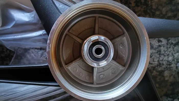 Roda Dianteira Scud