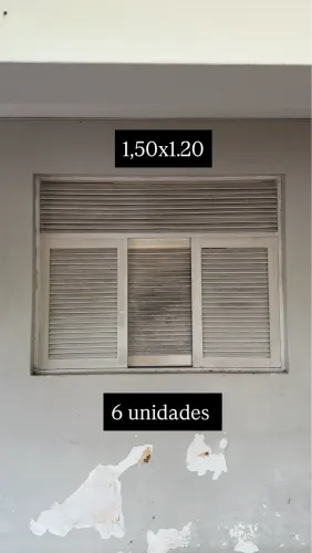 Janela madeira maciça 