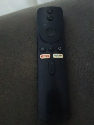 controle remoto original utilizado no Mi TV Stick e no Mi Box S.