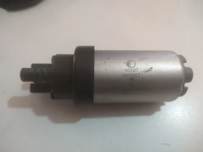 Bomba de combustível universal nova