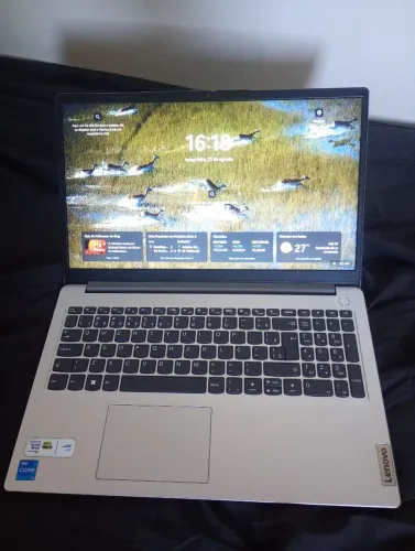 Notebook Lenovo IdeaPad 1 15IAU7 Intel core i5
