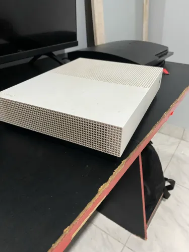 Xbox one S digital edition 