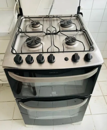Fogão Electrolux 4 Bocas 2 Fornos - Acendimento Automático