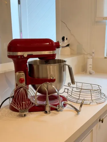 Batedeira KitchenAid Profissional 7,6L Vermelha - KEF97AV - 220V