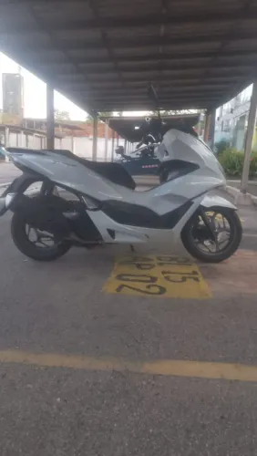 VENDO HONDA PCX QUITADA COM SEGURO