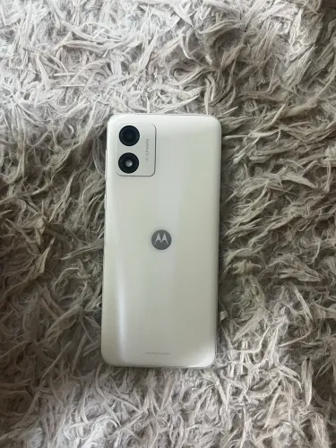 Moto E13 - 64GB - Branco - Muito Novo