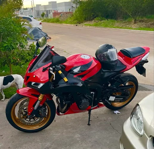 Cbr 600 RR abaixo da fipe