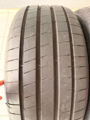 Par de pneu 265/45/21 Goodyear estado de novo