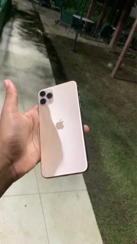 iPhone 11 Pro Max 