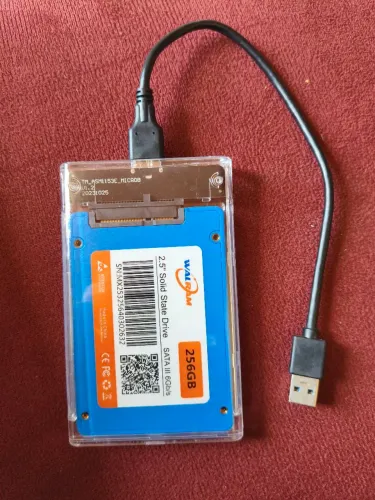 Vendo SSD externo 256GB