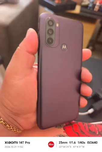 MOTO G31 ) 128 GB BATERIA BOA CHIPS OK FIO DE CABELO NA TELA NÃO INTERFERE NO USO