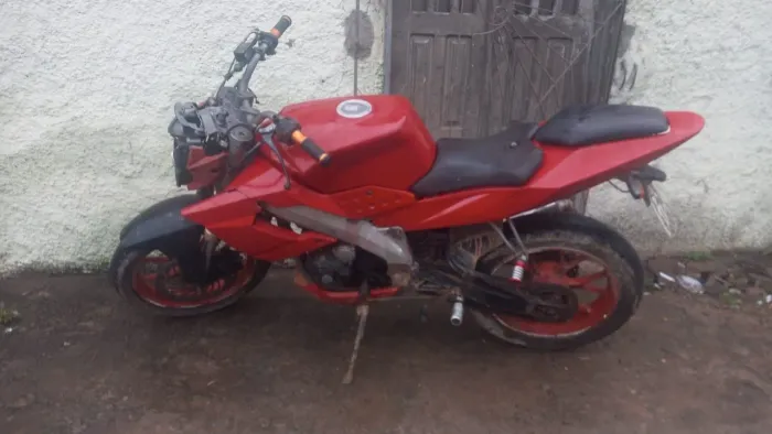 Uma moto kassik 3.000