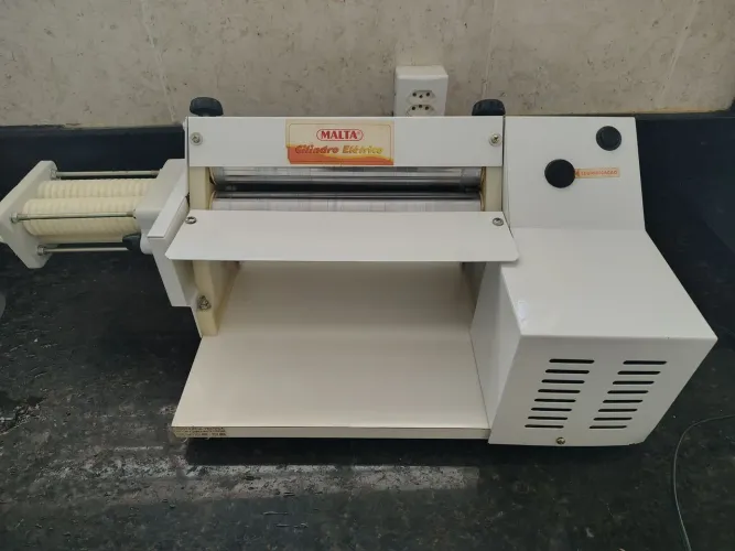 Cilindro elétrico para Massas