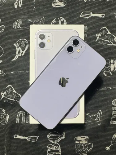 iPhone 11
