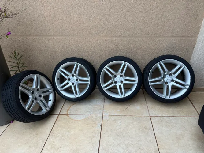 Rodas originais peugeot 307/308/408 com pneus novos