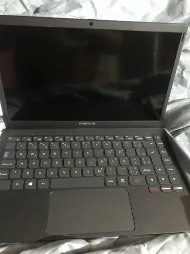 Vende-se um notebook