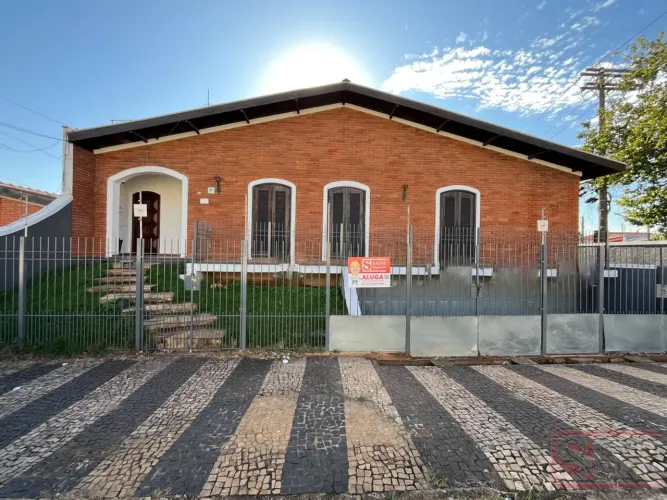 Casa em CIDADE JARDIM