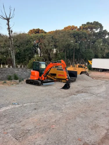 Mini escavadeira 