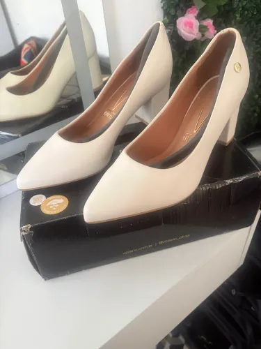 Scarpin buzino
