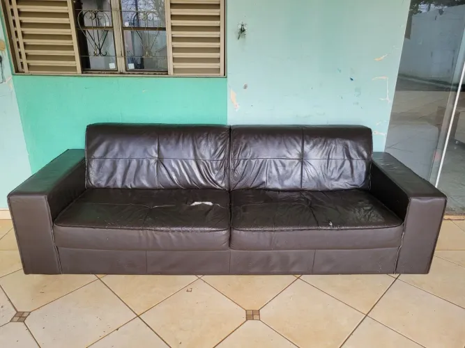 Sofá couro marrom 240 x 85 cm