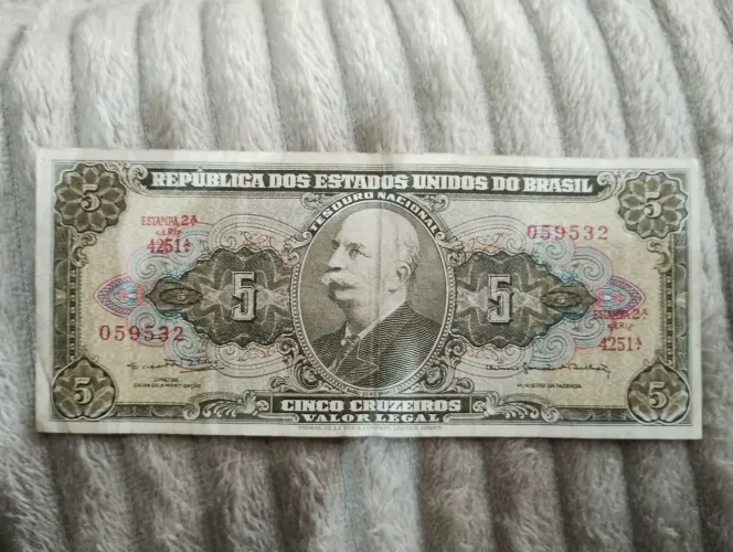 Nota de 5 cruzeiros com efígie do Barão do Rio Branco
