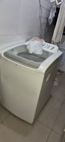 Máquina de lavar Electrolux 15kg (para desmonte)