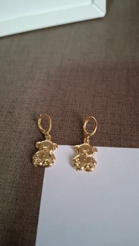 Brinco Argolinha Banhado a Ouro 18K com Pingente Ursinho 12mm