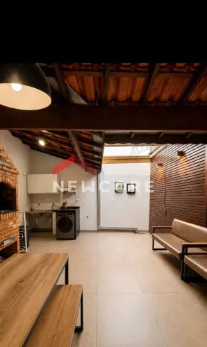 Casa de condomínio em Avenida Getúlio Vargas - Jardim Califórnia - Jacareí/SP