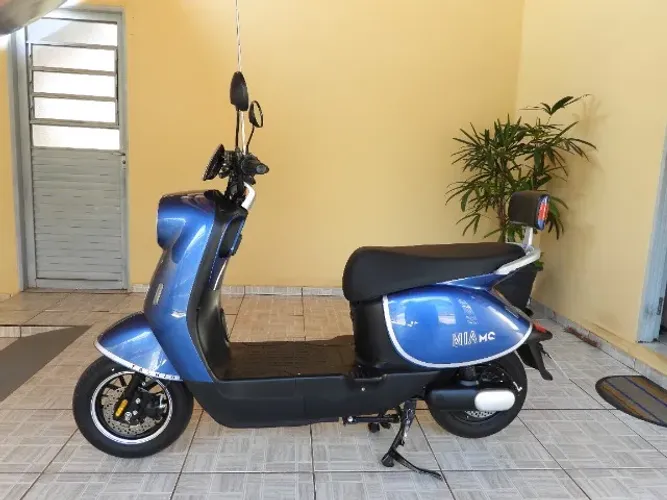 Scooter Elétrica Moto Chefe MIA1.000 watts de potência