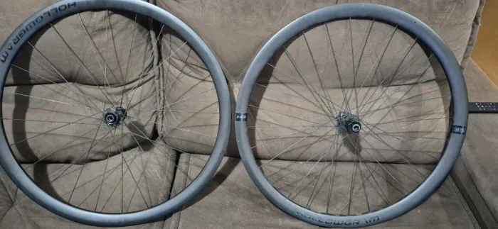 Rodas hollowgram de carbono para speed