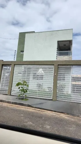 Sobrado com 4 Quartos, Piscina e Energia Solar à Venda na Morada do Ouro 2