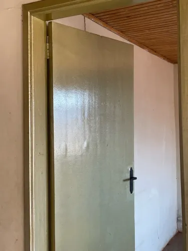 Portas usados de vidro e madeira