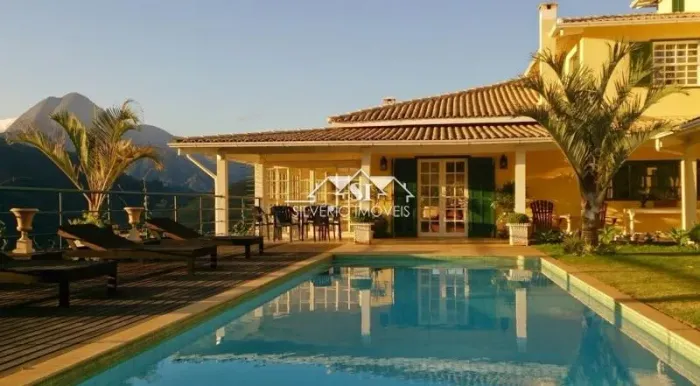 Casa- Petrópolis, Vale do Cuiaba